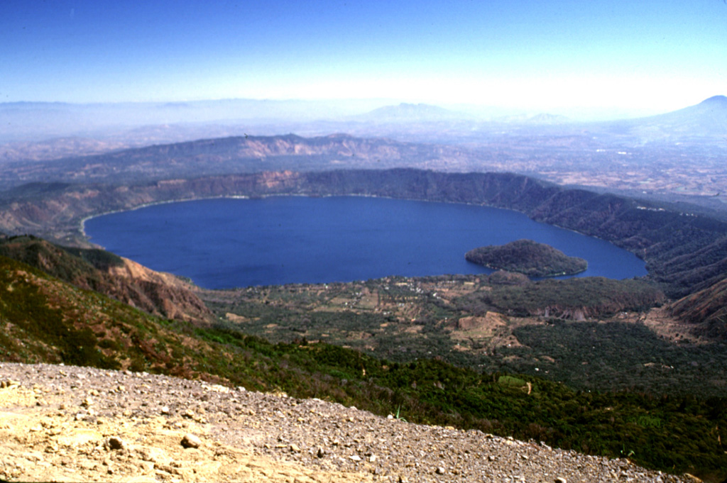 Coatepeque Caldera